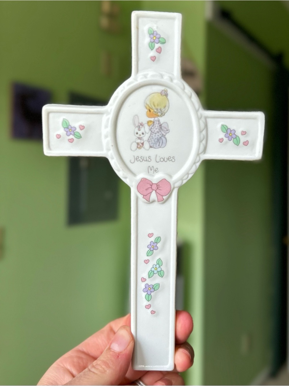 Vintage Porcelain Precious Moments Jesus Loves Me Cross Faith Based Wall Decor